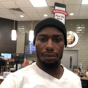 Meet your Posher, Jaron